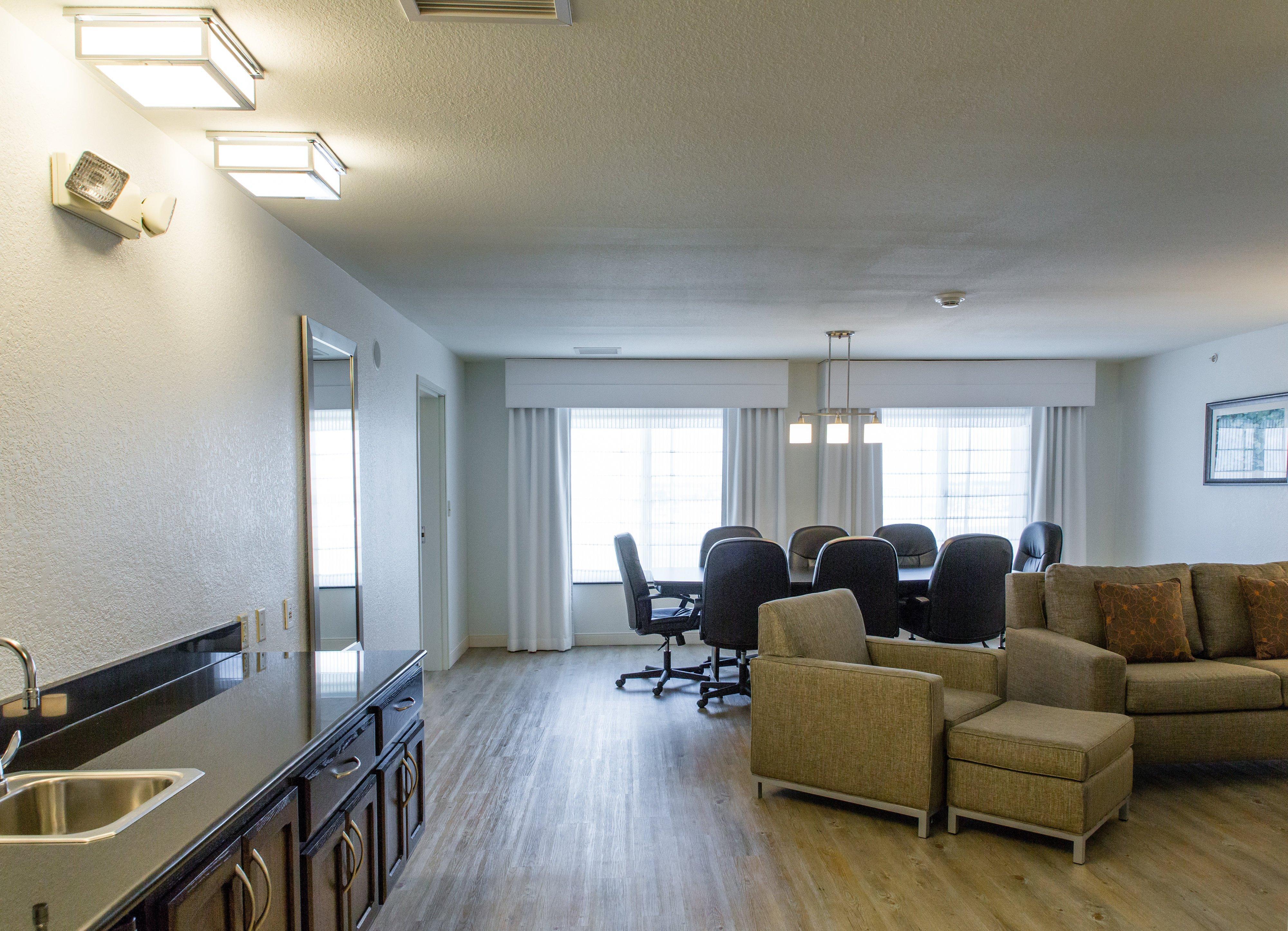 Holiday Inn Hotel & Suites Bloomington Airport By Ihg Dış mekan fotoğraf