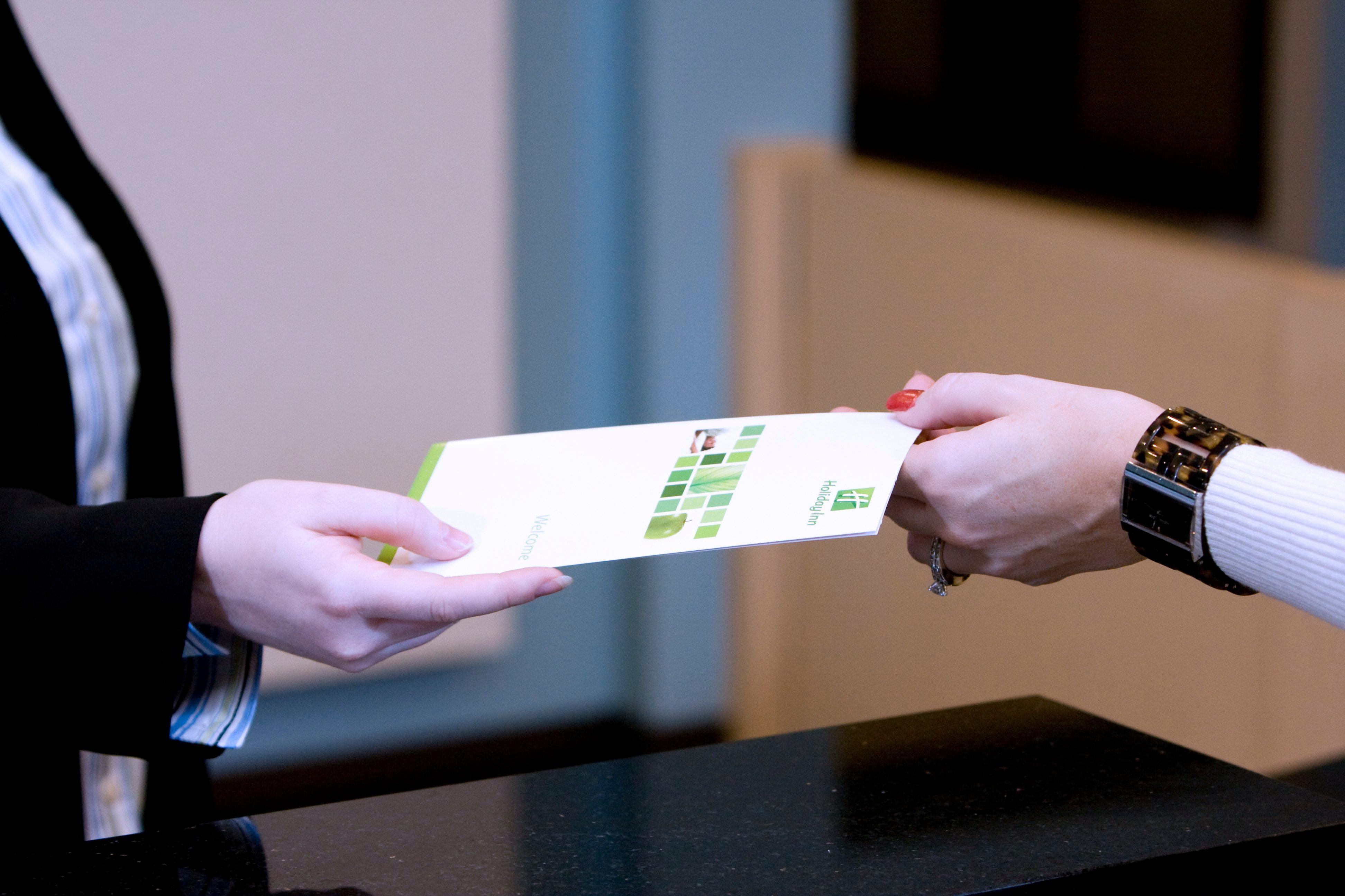 Holiday Inn Hotel & Suites Bloomington Airport By Ihg Dış mekan fotoğraf