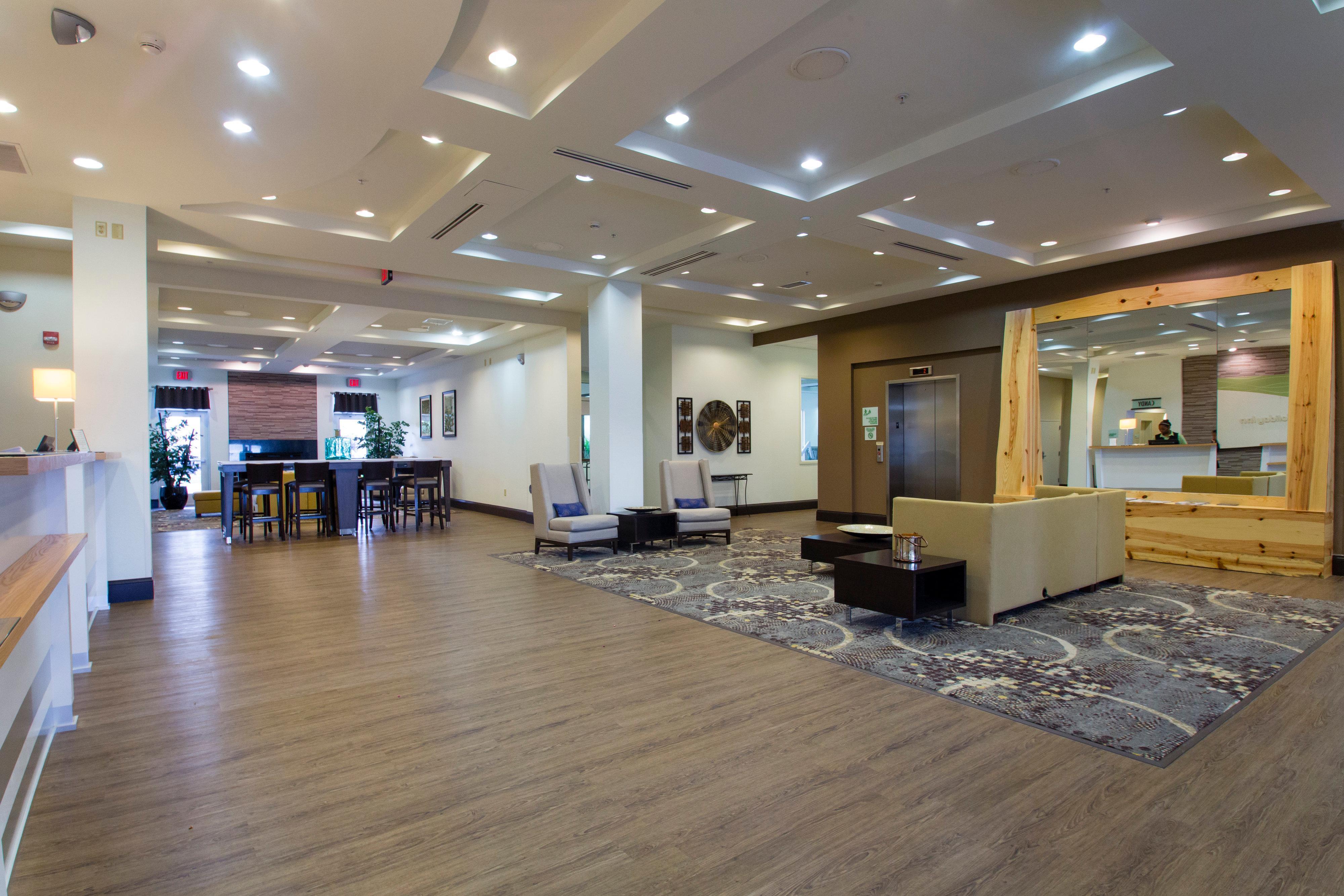 Holiday Inn Hotel & Suites Bloomington Airport By Ihg Dış mekan fotoğraf