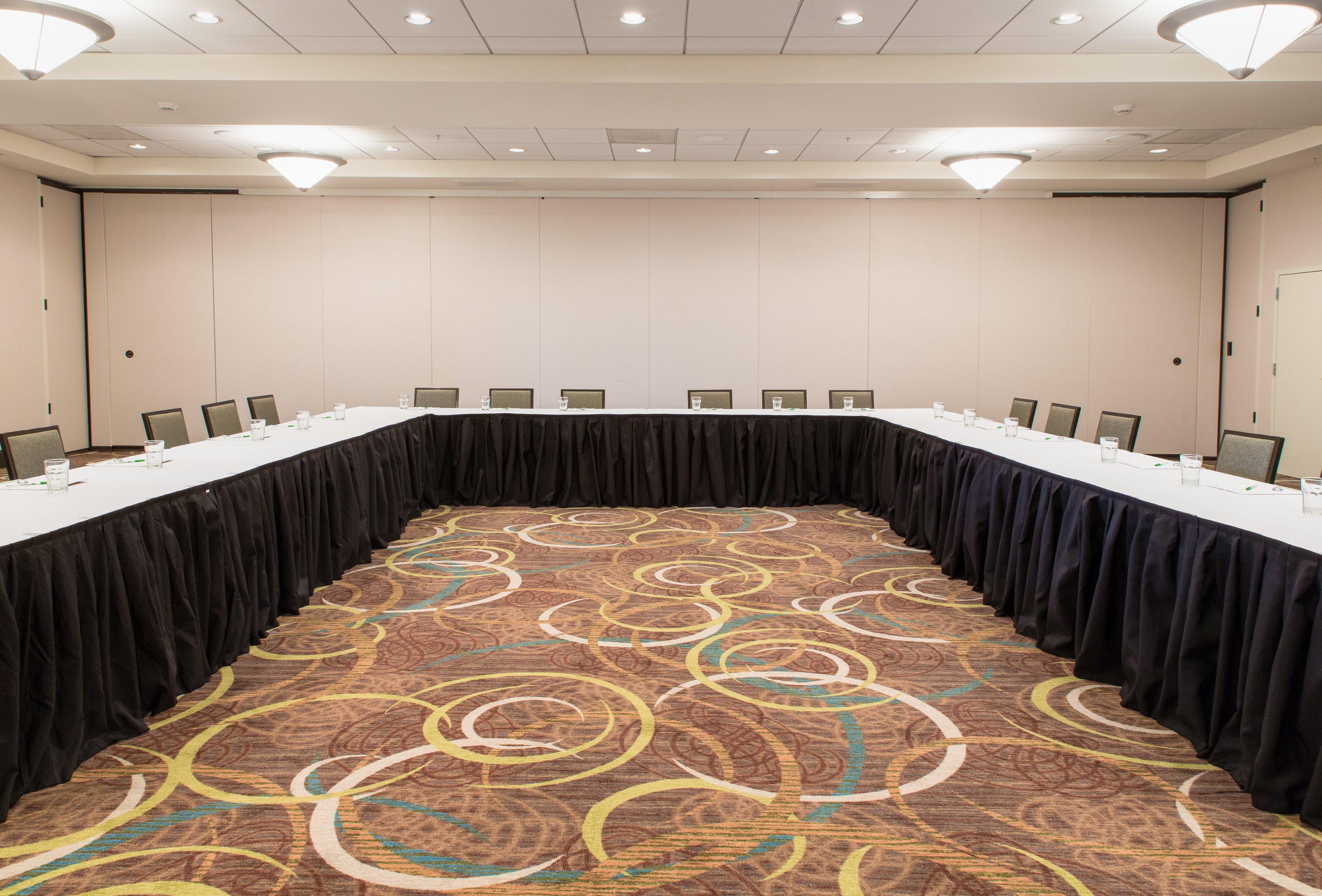 Holiday Inn Hotel & Suites Bloomington Airport By Ihg Dış mekan fotoğraf
