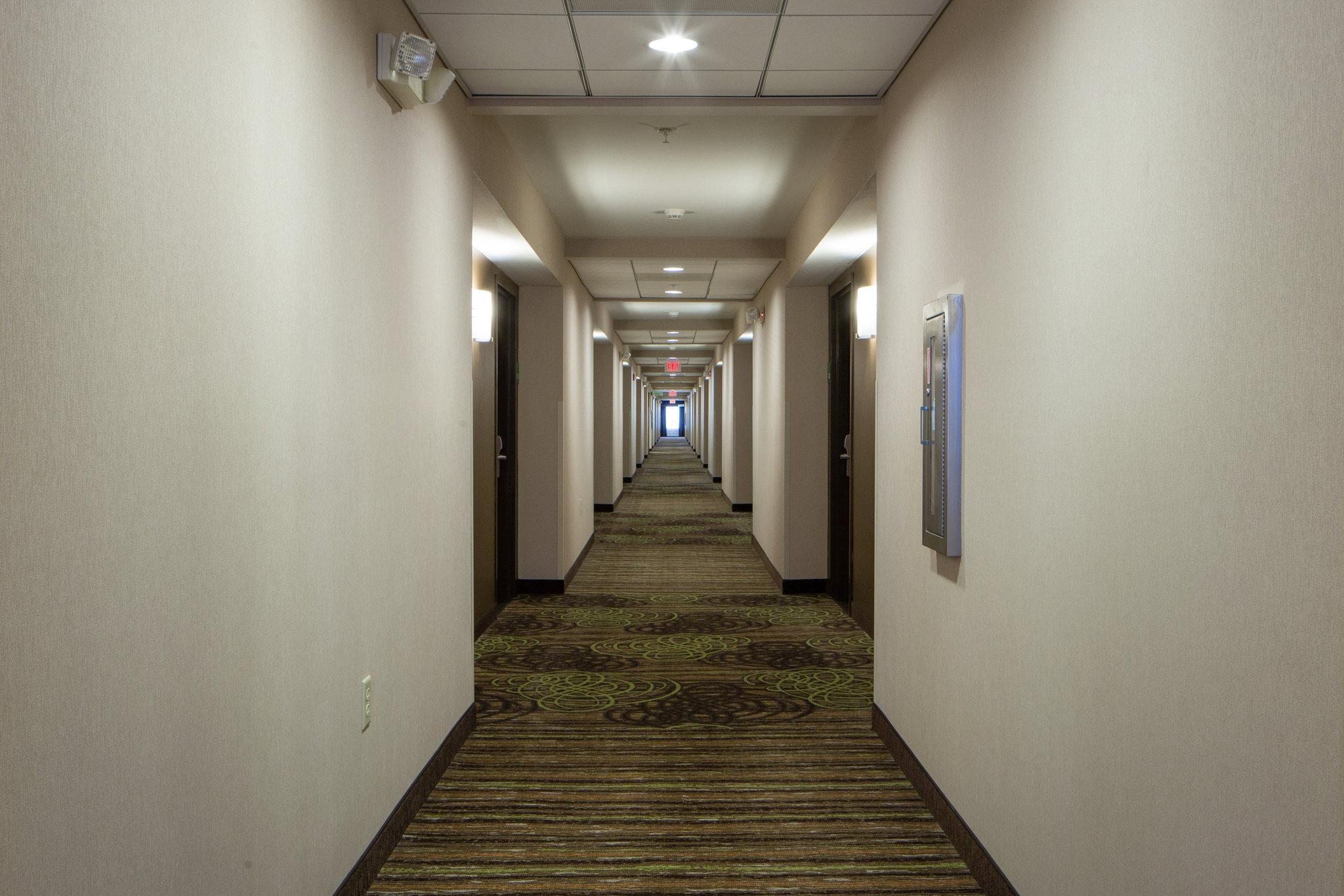 Holiday Inn Hotel & Suites Bloomington Airport By Ihg Dış mekan fotoğraf