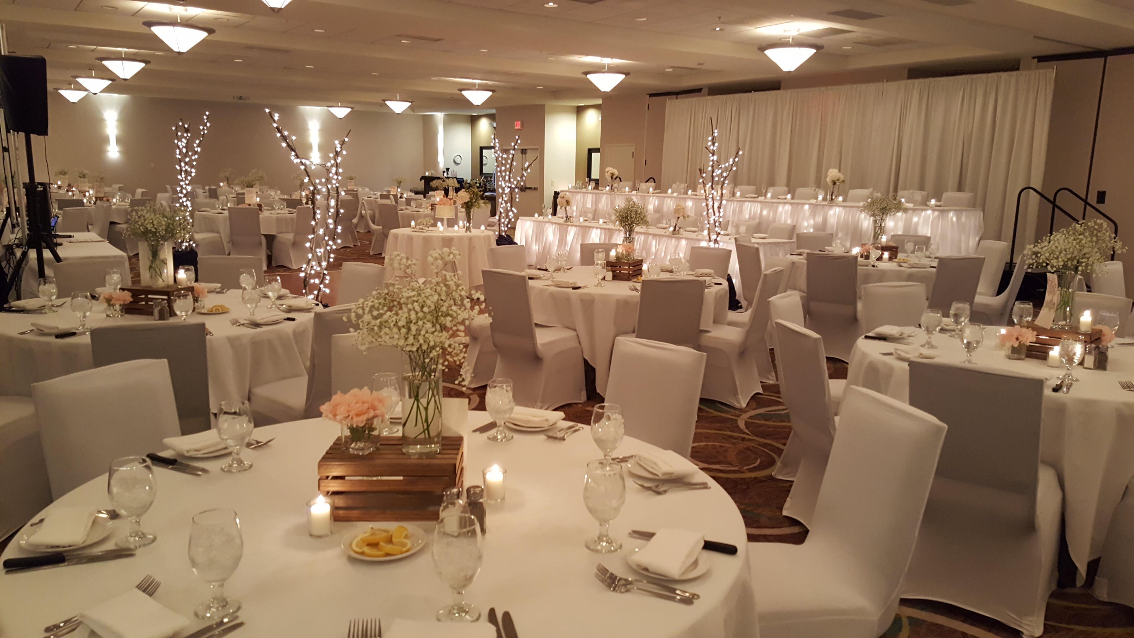 Holiday Inn Hotel & Suites Bloomington Airport By Ihg Dış mekan fotoğraf
