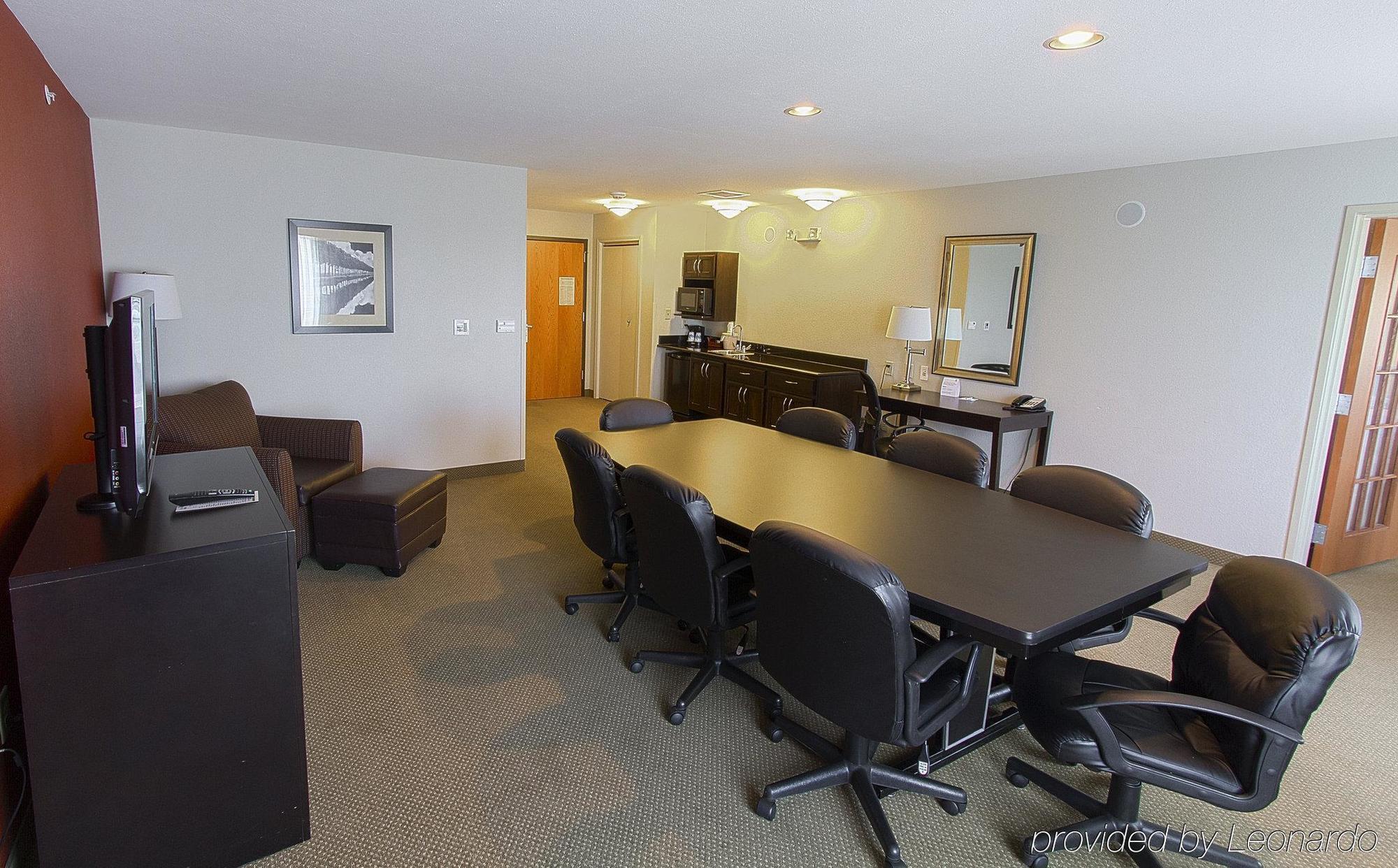 Holiday Inn Hotel & Suites Bloomington Airport By Ihg Dış mekan fotoğraf